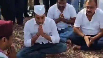बिंदुसरा धरण ओव्हर फ्लो झाल्याने आमदार संदीप क्षीरसागर यांनी जलपूजन केले