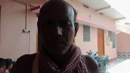 बंजरिया: सिसवा पश्चिमी में शादी के दौरान वीडियो बनाने के विवाद को अभिभावकों ने शुक्रवार को पंचों के बीच सुलझा लिया