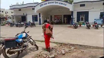 दहेज के लिए पति ने नवविवाहिता को बच्चे संग पीटा और घर से निकाला, पीड़िता ने थाने में शिकायत दर्ज कराई