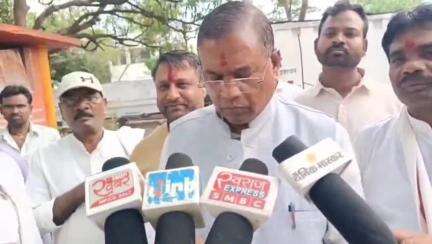 डिंडौरी: पिपरिया बॉक्साइट खदान भूमि खरीदी मामले में सांसद फग्गन सिंह कुलस्ते ने जांच के दिए निर्देश, वीडियो वायरल