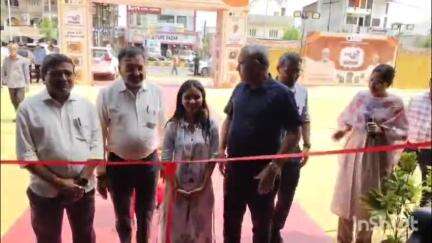 આણંદ શહેર: વિદ્યાનગર રોડ ઉપર સરસ મેળાનું સાંસદએ ઉદઘાટન કરી પ્રતિક્રિયા આપી