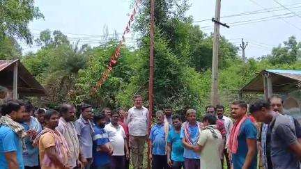 శ్రీకాకుళం: ఎచ్చెర్ల లో ఆవిర్భావ దినోత్సవం ఘనంగా నిర్వహించిన సిఐటియు జిల్లా అధ్యక్ష ప్రధాన కార్యదర్శులు అమన్నాయుడు, తేజేశ్వరరావు