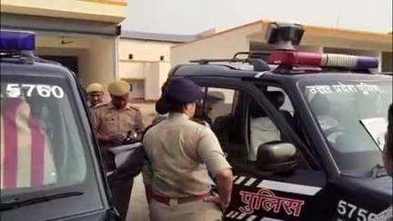 कासगंज: नई पुलिस लाइन में परेड का आयोजन हुआ, एसपी ने पुलिस लाइन का किया निरीक्षण