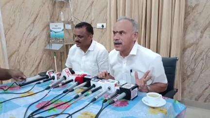ತುಮಕೂರು: ಮೇ.31ರಂದು ಗುಬ್ಬಿಯಲ್ಲಿ 144 ಸೆಕ್ಷನ್  ಉಲ್ಲಂಘಿಸಿ ಪ್ರತಿಭಟನೆ: ನಗರದಲ್ಲಿ ತೊಡೆತಟ್ಟಿ ಸರ್ಕಾರಕ್ಕೆ ಎಚ್ಚರಿಸಿದ ಶಾಸಕ ಸುರೇಶ್ ಗೌಡ