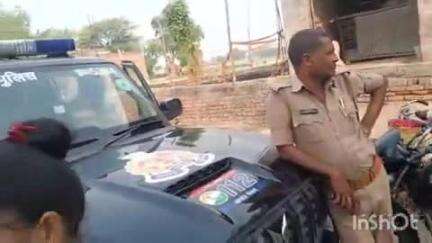 बिधूना: सहायल थाना क्षेत्र के मानधमन गांव में आवारा कुत्ते के हमले से राष्ट्रीय पक्षी मोर की हुई मौत, मौके पर पहुंची पुलिस
