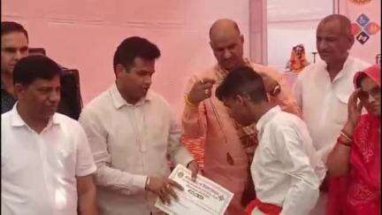 चित्तौड़गढ़: पुराने जिला अस्पताल में आयोजित बौद्धिक दिव्यांग अभिरुचि शिविर का हुआ समापन, सांसद सीपी जोशी व कलेक्टर आलोक रहे मौजूद