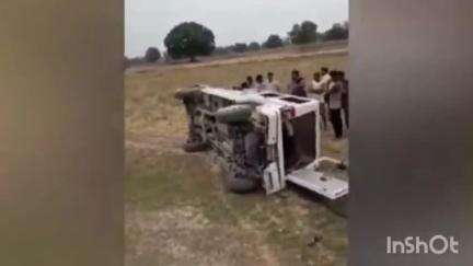 हुज़ूर: मनगवां थाना क्षेत्र में दो गुटों में विवाद, दो बोलेरो क्षतिग्रस्त, एक में लगाई आग