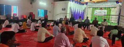 ఉరవకొండ: యోగా మానసిక ప్రశాంతతను కలిగిస్తుంది: ఉరవకొండలో మండల పరిషత్ అధికారి రవి ప్రసాద్