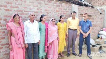 पड़वा: तुकबेरा: अपग्रेड प्लस टू उच्च विद्यालय की पुष्पमा और प्रीतम बनीं मैट्रिक परीक्षा में प्रखंड टॉपर