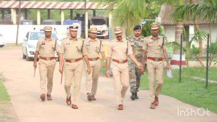 दुर्ग: पुलिस लाईन जिला दुर्ग में जनरल परेड का आयोजन, सलामी SP विजय अग्रवाल द्वारा ली गई