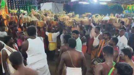 எடப்பாடி: கொங்கணாபுரம் ஸ்ரீ பெரியாண்டிச்சி அம்மன் கோவில் தேவ பூஜை ஏராளமான பக்தர்கள் பங்கேற்பு