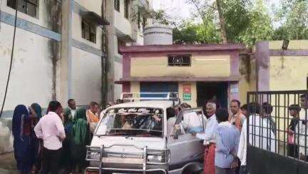 बड़वानी: सड़क हादसे में घायल व्यक्ति की बड़वानी जिला अस्पताल में इलाज के दौरान मौत, पोस्टमार्टम कराया गया