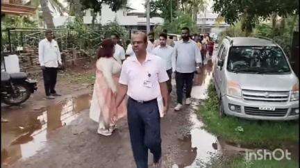 मिरज: आयुक्तांची सांगलीत शामरावनगरला भेट; तातडीने प्रश्न मार्गी लावण्याचे आश्वासन,पब्लिक अँपच्या बातमीचा इम्पॅक्ट #jansamasya
