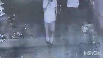 नवादा: गढ़ पर मोहल्ला से एक मोटरसाइकिल की चोरी, चोरी की वारदात CCTV कैमरे में कैद हुई