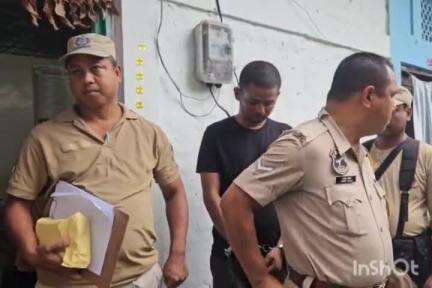 মৰাণ: মৰাণত চুৰি সামগ্ৰী বিচাৰি নাহৰকটীয়া আৰক্ষীৰ অভিযান, দিপালী জুৱেলাৰ্চত ৫ লাখ মূল্যৰ চুৰ হোৱা সোণ উদ্ধাৰ , আটক কৰে এজনক