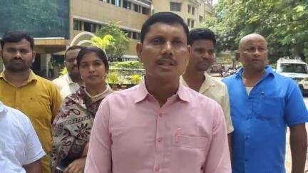 कृतिवास मंडल  को धमकी देने के मामले में DC व SSP से मिले 
 आरोपी को शीघ्र गिरफ्तार किया जाय -अनुप मंडल राष्ट्रीय सुढी समाज