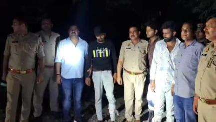 शामली: झिंझाना के ऊन रोड़ पर हुई मुठभेड़ में पुलिस ने दुष्कर्म के मामले में फरार 4 बदमाशों को किया गिरफ्तार