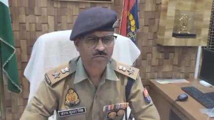 कर्वी: चित्रकूट साइबर सेल पुलिस ने शेयर ट्रेडिंग और रिश्तेदार बनकर ठगे गए 6 पीड़ितों को वापस कराए ₹2,05,699