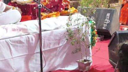 बुरहानपुर नगर: प्रतापपुरा में आयोजित श्रीमद् भागवत कथा में मनाया गया श्री कृष्ण जन्मोत्सव
