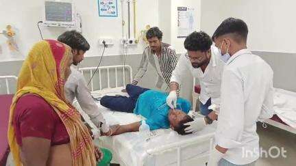 मुंगेर: चंडिका स्थान निषाद टोला में पत्नी की हत्या कर पति ने खाया सल्फास, अस्पताल में भर्ती