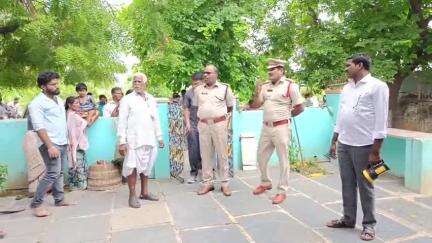 గిద్దలూరు: బేస్తవారిపేట మండలం పివిపురం గ్రామంలో వరుస చోరీలు, దర్యాప్తు చేపట్టిన పోలీసులు