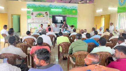సిరిసిల్ల: మల్లారెడ్డిపేట గ్రామంలో రైతు ముంగిట్లో శాస్త్రవేత్తలు కార్యక్రమం