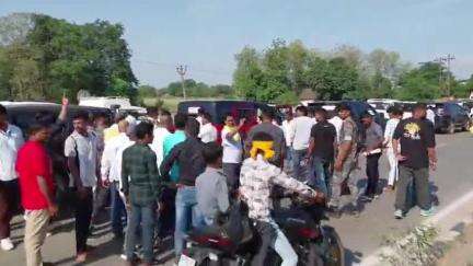 कोईलवर: PM मोदी के विशाल जनसभा में कोईलवर से MLC जीवन कुमार सैकड़ो वाहनों के साथ बिक्रमगंज हुए रवाना