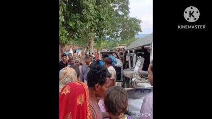 कोरबा: सिरकी के पास चार पहिया वाहन की ट्रैक्टर से भिड़ंत, एक व्यक्ति का कटा हाथ