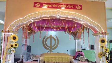 जामताड़ा: मिहिजाम गुरुद्वारा में शहीदी दिवस आयोजित, लोगों में चना और शरबत वितरित किया गया