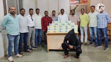 मिरज: सांगलीत गणपती पेठ, मिरजेत सराफ कट्टा येथून नकली सिगारेट विक्री;दोघे ताब्यात, १ लाख ६० हजारांचा मुद्देमाल जप्त