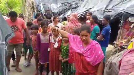 হাসনাবাদ: হাসনাবাদের হুলোরচক এলাকায় তিন মাসের পুত্র সন্তানকে আছাড় মেরে খুন