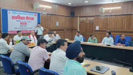चम्पावत: समग्र स्वास्थ्य दृष्टिकोण: बच्चों की जांच, बुज़ुर्गों की देखभाल और मौसमी रोगों की रोकथाम पर जोर