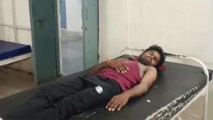 नरसिंहपुर: धर्मपुरी में आपसी विवाद को लेकर दबंगों ने घर में घुसकर की मारपीट, 4 से 5 लोग हुए घायल