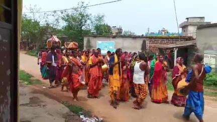 ଢେଙ୍କାନାଳ ସଦର: ଭାପୁର ଗ୍ରାମର ଗୋପୀନାଥଙ୍କ ମନ୍ଦିର ପ୍ରାଙ୍ଗଣରେ ପ୍ରଭୁ ହରିବଂଶଦେବଙ୍କ ପାରାୟଣ ମହୋତ୍ସବ ଅନୁଷ୍ଠିତ