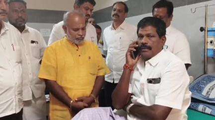 சேலம்: மாநகராட்சி எதிர்க்கட்சித் தலைவர் தாக்குதலுக்கு பாஜக கடும் கண்டனம் அரசு மருத்துவமனையில் நலம் விசாரிப்பு