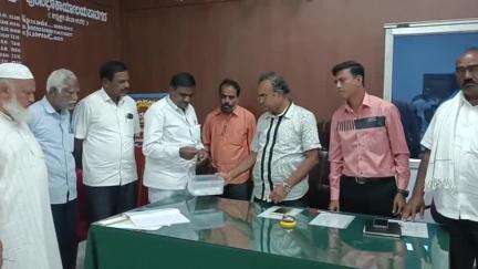 ಪಾವಗಡ: ಪಟ್ಟಣದಲ್ಲಿ ಹೋಲ್ ಸೇಲ್ ಹೂವಿನ ವ್ಯಾಪಾರಿಗಳಿಗೆ ಹೊಸ ಜಾಗ, ಲಾಟರಿ ಮೂಲಕ ನಿಗದಿ