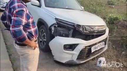 अनूपपुर: गंगा पेट्रोल पंप के पास अनूपपुर-जैतहरी मार्ग पर पिकअप और कार के बीच हुई टक्कर, नहीं हुई कोई जनहानि