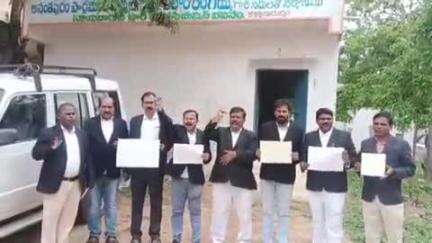 కళ్యాణదుర్గం: మాజీ ఎంపీ తలారి రంగయ్య పాదయాత్రకు మా సంపూర్ణ మద్దతు: కళ్యాణదుర్గంలో లీగల్ సెల్ జిల్లా అధ్యక్షులు హనుమంత రెడ్డి