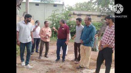 బాన్సువాడ: వర్షాకాలంలో రోగాలు వ్యాప్తి చెందకుండా చర్యలు తీసుకోవాలి; బీర్కూరులో  కామారెడ్డి జిల్లా వైద్యాధికారి చంద్రశేఖర్