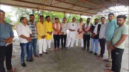 मोहन बड़ोदिया: मोहन बड़ोदिया मंडी में अखिल भारतीय चंद्रवंशी खाती समाज की रथ यात्रा को लेकर बैठक संपन्न