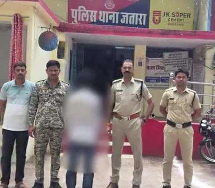 जतारा: दुष्कर्म के आरोपी को जतारा पुलिस ने 24 घंटे में गिरफ्तार कर न्यायालय में पेश किया