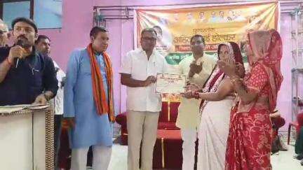 हमीरपुर: सुमेरपुर कस्बे में महिला सशक्तिकरण अभियान के तहत आयोजित गोष्ठी