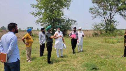 ਖਡੂਰ ਸਾਹਿਬ: ਪਿੰਡ ਕੱਲਾ ਵਿਖੇ ਜਲ ਸਪਲਾਈ ਅਤੇ ਸੈਨੀਟੇਸ਼ਨ ਮੰਡਲ.2 ਵਲੋ ਪਲਾਸਟਿਕ ਵੇਸਟ ਮੈਨੇਜਮੈਂਟ ਯੂਨਿਟ ਕੀਤਾ ਦੌਰਾ