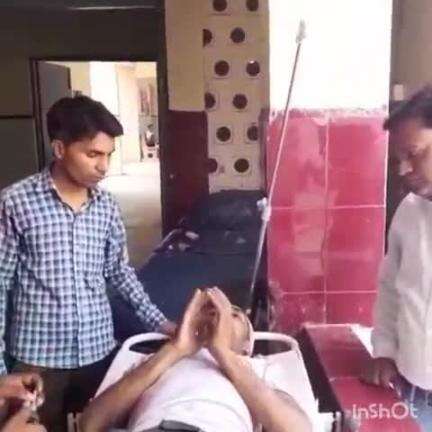 ऊंचाहार: एनटीपीसी गेट नम्बर 2 के पास सड़क किनारे खड़े युवक को अनियंत्रित मैजिक ने मारी टक्कर, सीएचसी में भर्ती