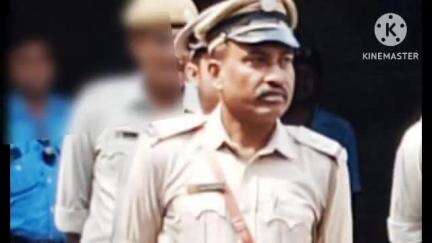 ডায়মন্ডহারবার ১: অটল ধাক্কায় মৃত্যু হয় ডায়মন্ড হবার এক পুলিশ অফিসারের থানার সামনে শেষ শ্রদ্ধা জ্ঞাপন করল পুলিশ কর্মীরা