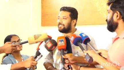 നിലമ്പൂർ: നിലമ്പൂർ ഉപതെരഞ്ഞെടുപ്പിൽ ജനങ്ങൾ യു.ഡി.എഫിനൊപ്പമെന്ന് ഷാഫി പറമ്പിൽ എം.പി നിലമ്പൂർ കോൺഗ്രസ് ഓഫീസിൽ പറഞ്ഞു