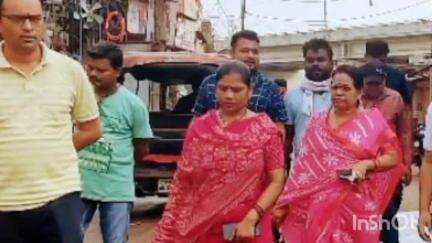 पाटन: रिसाली महापौर अपने परिषद के सदस्यों के साथ शंकर पारा स्टेशन, मरोदा पहुंची