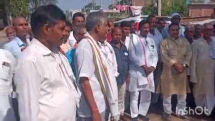 हसपुरा: राष्ट्रीय लोक मोर्चा पार्टी के कार्यकर्ता पचरूखिया से प्रधानमंत्री की सभा में शामिल होने के लिए विक्रमगंज रवाना हुए