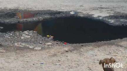आगरा: आगरा से कानपुर जाने वाली NH 19 सौ फुटा चौराहे पर सड़कों के गड्ढे बने जानलेवा
#jansamasya