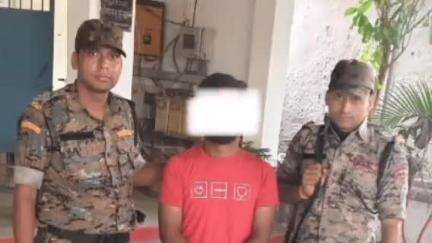 डुमरा: पुनौरा पुलिस ने हत्याकांड के फरार अपराधी को गिरफ्तार किया